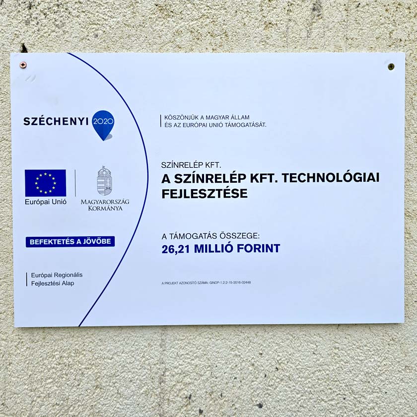 Pályázati tábla